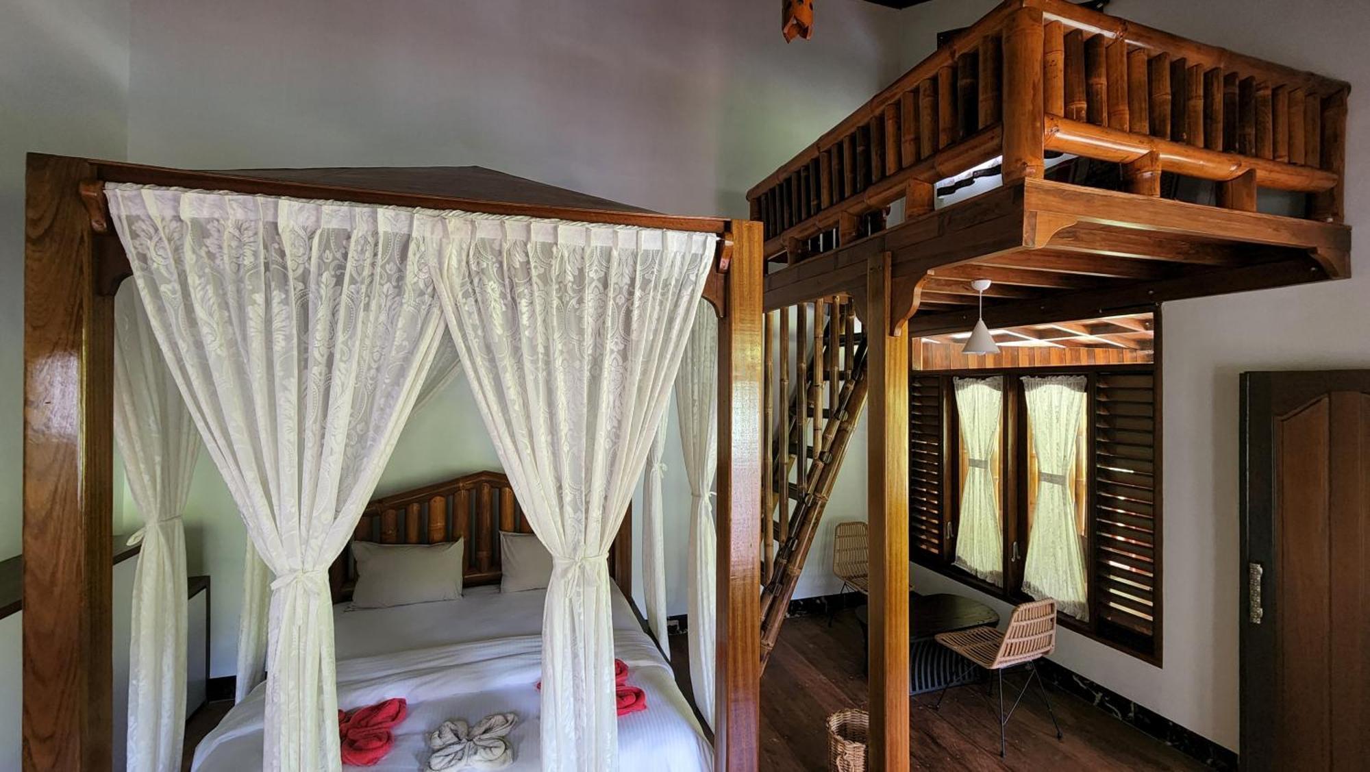 Sam'S Bungalows And Treks Bukit Lawang Exterior foto